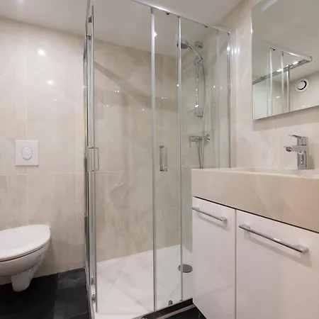 Cia - Duplex In Heart Of Paris