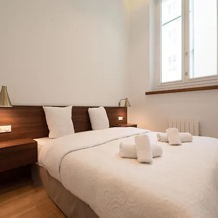 Cia - Duplex In Heart Of * Paris